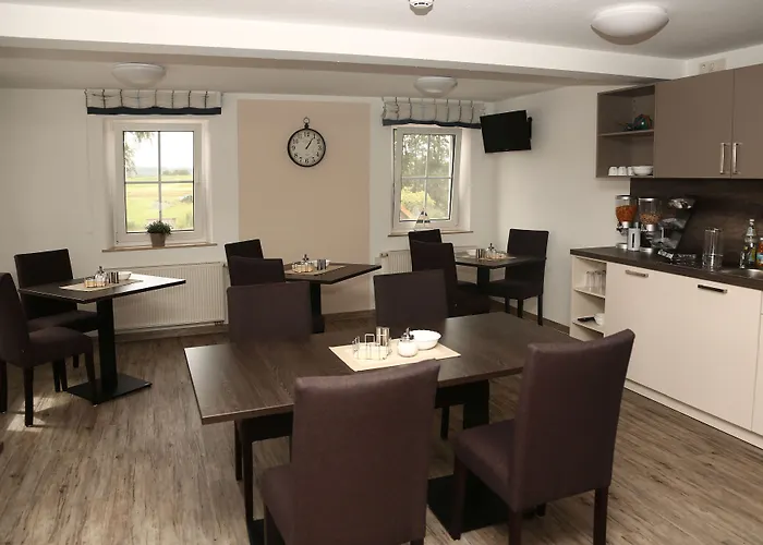 Guest house Zur Linde 3*